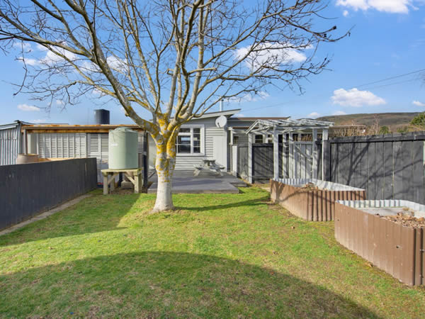 House For Sale, 5169 Ettrick-Raes Junction Road, Ettrick